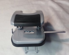Metal Commercial Office Depot Gray 2 HOLE Punch With Paper Guide TESTED