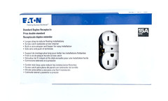 (Lot of 100) Eaton Standard Duplex Receptacle 270W 15A-125V/AC White