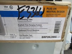 Eaton BRP20L200G Loadcenter 200A Main Lug 120/240V 1PH3W 20/40 CKT -E3360-NEW-B