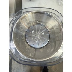 Hamilton Beach Easy Clean Juicer, Juice Extractor, Easy Sweep Cleaning Tool