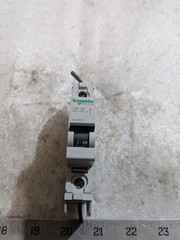 SCHNEIDER ELECTRIC MULTI 9 C60 2A 60-240V 10KA 50/60HZ