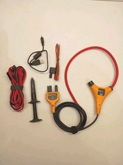 Fluke 376 FC True-RMS AC/DC Clamp Meter