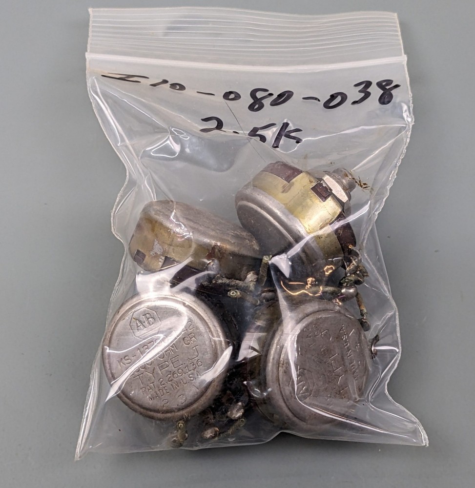 (4) Allen-Bradley Type J Potentiometers 2.5K OHMS KS-13790-L42