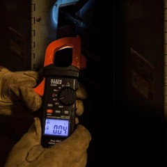 KLEIN Digital AC DC TRMS Auto-Range Clamp Meter Kit Freq Cap Temp Diode 1000 V