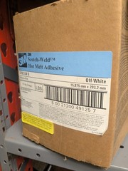 3M Hot Melt Adhesive 3762LM Q, 3762LMQ 3762 LM White Amber, 5/8 in x 8 in, 11 lb