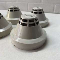 Lot of 4 Edwards EST SIGA-PS Intelligent Photoelectric Smoke Detector