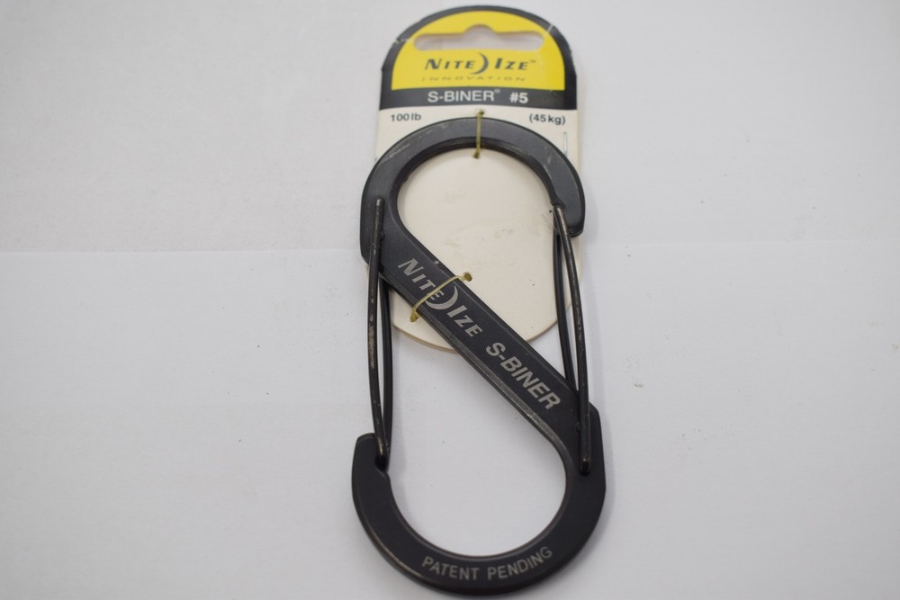 NEW Nite Ize SB5-03-01 #5 Black S-Biner