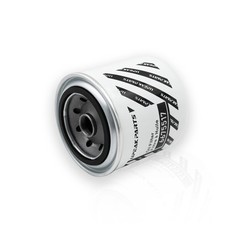 Engine Oil Filter 6675517 For Bobcat 974 773 763 753 751 743 T590 T190 S590 S175