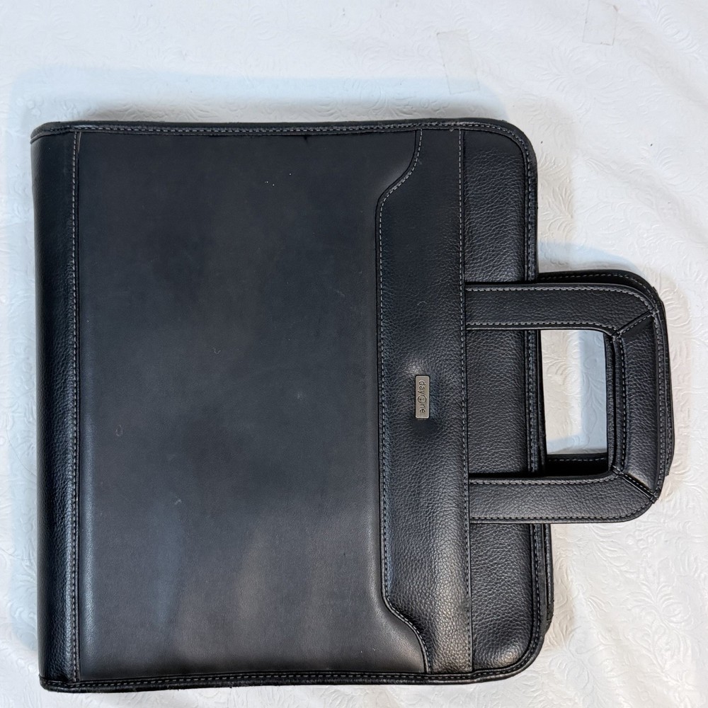 Franklin Covey Day One Monarch Black Vinyl Zip 3 Ring Briefcase Binder Handles