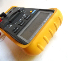 Very Clean Used Fluke 87 TRMS MultiMeter w/ Leads Multimeter Works USA Made