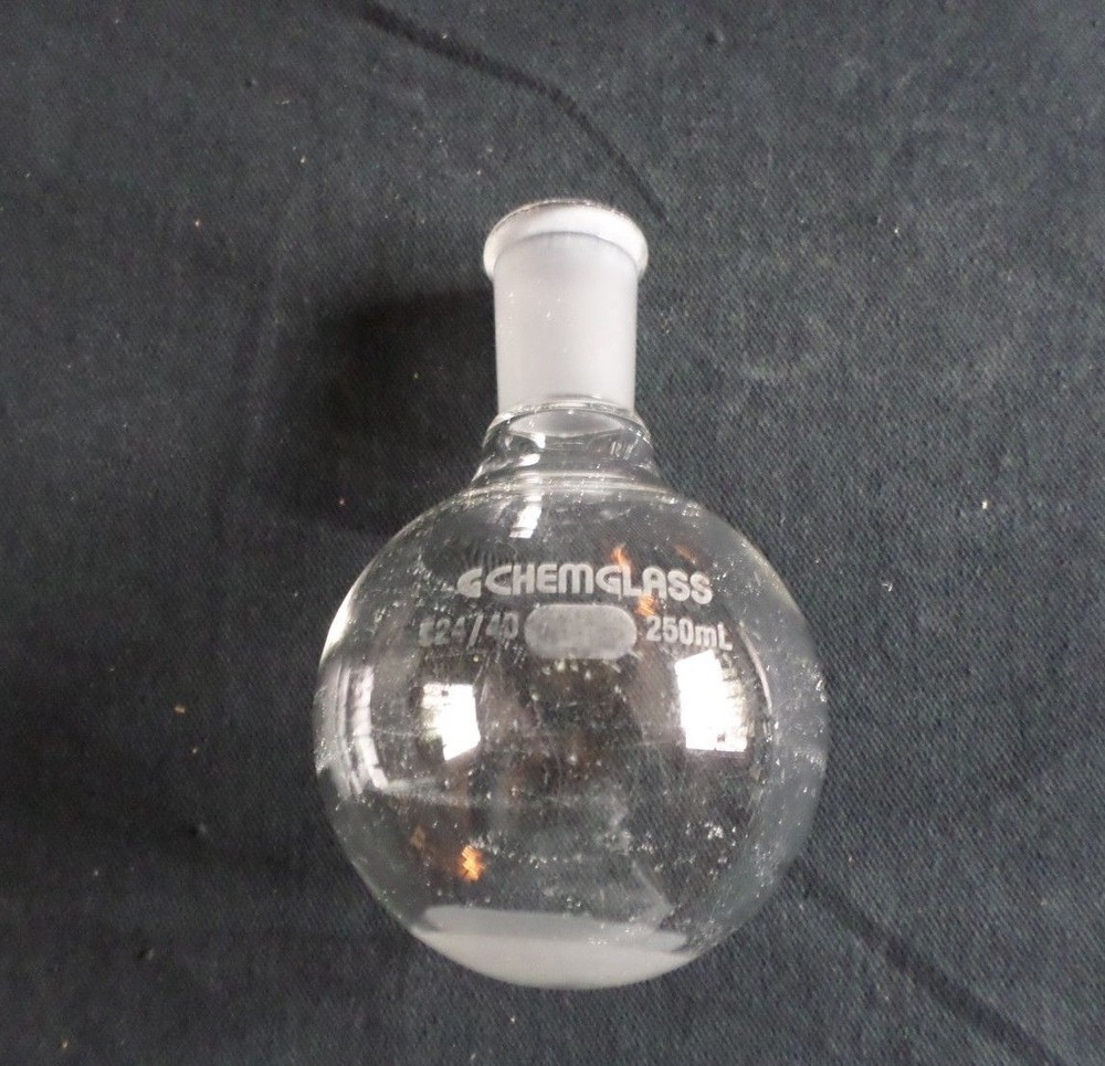 Chemglass 250mL Glass Heavy Wall Round Bottom Distilling Flask 24/40 CG1506 Fair