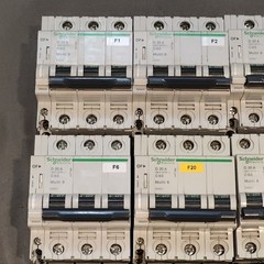 Lot of 29 Schneider Multi-9 Breakers C 60 – D20A, D10A, D25A, D2A, D6A, D4A, C2A