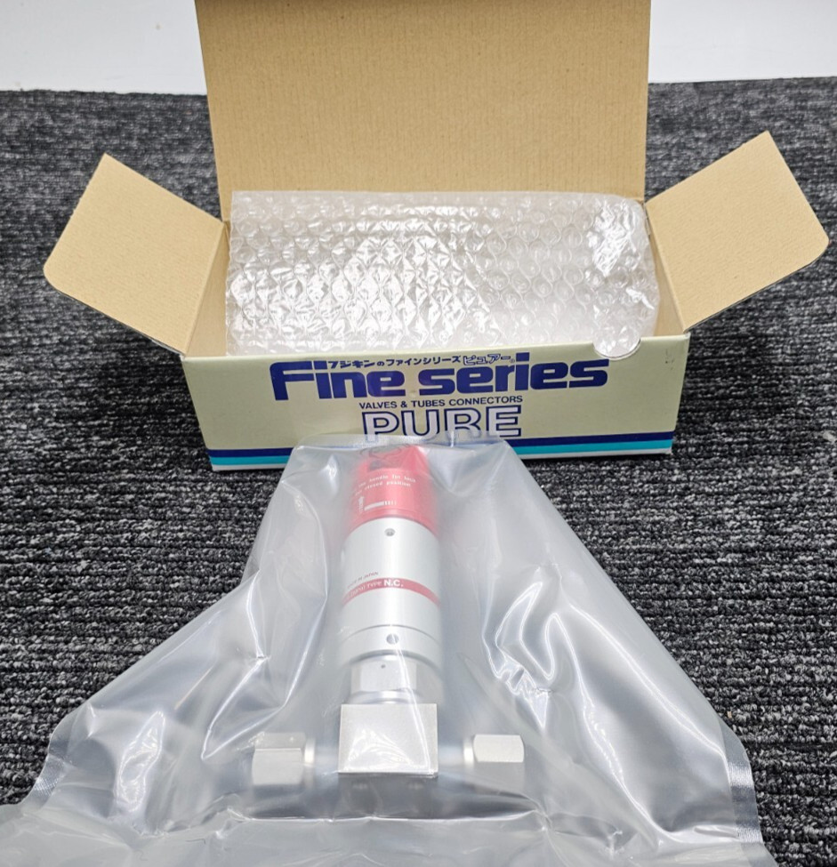 Fujikin Hybrid Diaphragm Valve, Actuator Press 72.5-101.5 psig AT1CNF700