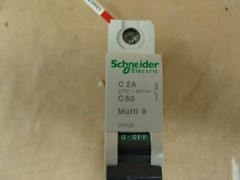 LOT OF 3 SCHNEIDER CIRCUIT BREAKERS MULTI 9 C2A C60 24426 277V ~ 65V 2A