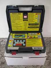 New EXTECH MG500 10kV Digital High Voltage Insulation Tester Megohmmeter