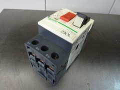 Schneider Electric GV2ME32 Motor Starter Circuit Breaker 24-32A (30501)