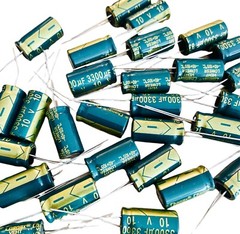 3300uF 10V Electrolytic Capacitors 10V 3300uF Volume 10 x 20 mm Choose Quantity