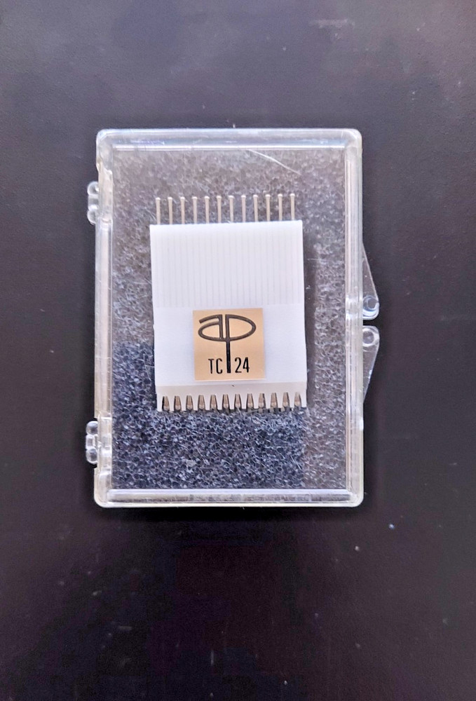 AP Products IC TEST CLIP, TC-24 , 24 PIN spring loaded test point extension