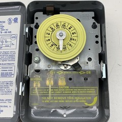 Intermatic T102 24-Hour Timer Time Control Switch SPST 208-277V, 40A