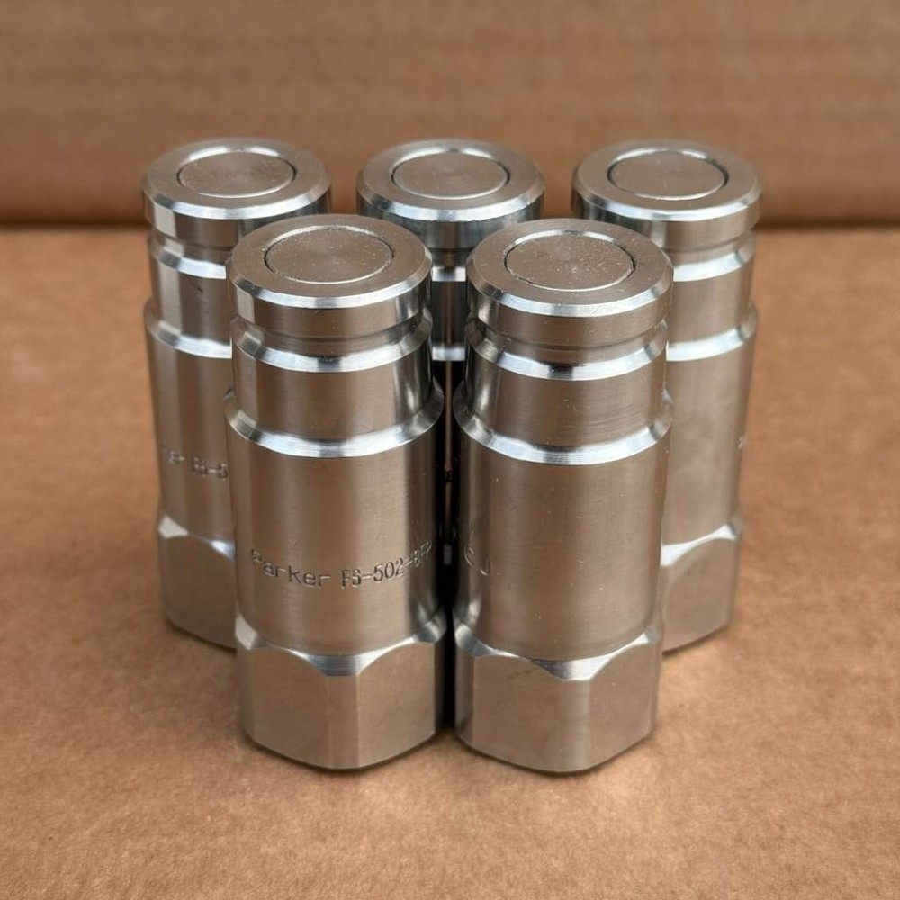 Lot of 5 Parker FS-502-8FP Hydraulic Quick Connect Nipple 1/2” FNPT 316 SS