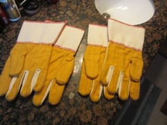 NWOT TWO PAIRS industrial men’s work gloves UNBRANDED no size