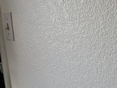 Displate Wall Mounting Kit – Complete w/ Magnet, Protective Leaf & Cleaning Pad