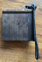 Vintage Wood Small Photo Paper Cutter 6″ x 7″ – Blade Needs Sharping