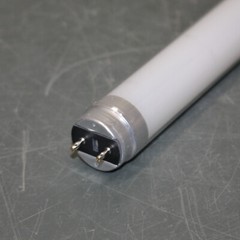 (20) GE 2ft Linear T8 LED Lamps 931356, G13 Medium Bi-Pin, 3500K, Glass Bulb