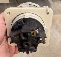 Leviton 560P9W+Bryant 560R9W PLUG MALE +FEMALE Both Pieces Together! Easy Instal