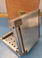 Hermann Schmidt 6″ x 6″ Tilting Sine Plate w/ Box & Accessories Holes Fixture