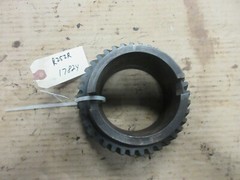 John Deere R crankshaft gear R352R.