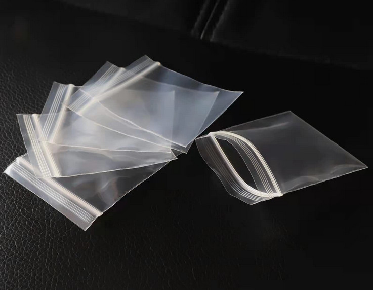 1000 Reclosable Storage Bags 1.5”x 2” Small Clear Seal-Top Baggies 1.5×2