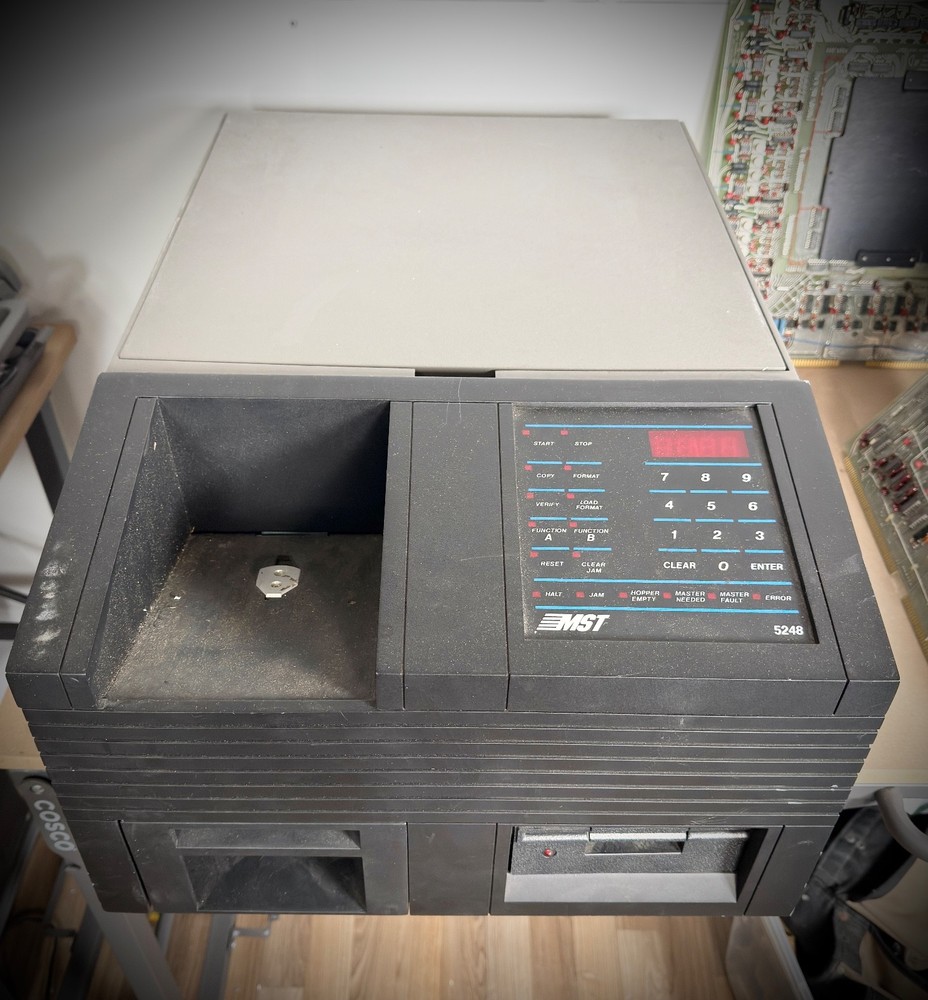 Vintage Floppy Disk Duplicator Media Systems Technology MST 5248 1980s Raytheon