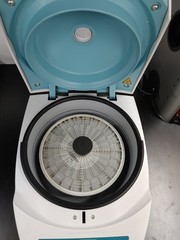 HETTICH HAEMATOKRIT 200 13000rpm Hematology Centrifuge 24 Capillary Tube Rotor