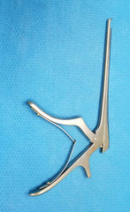 Aesculap FF724R Kerrison Rongeur 40° Upward 4mm Spine Surgical Instrument
