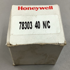 Honeywell 78303-40 Oil Pressure Switch 3A@6V, 1.5A@12V (B247)