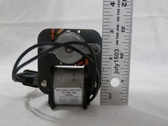 (1) NEW Dayton 4M210 C-frame Motor 3/16″ Shaft 2800 rpm CCW 120 volt 1/150 hp
