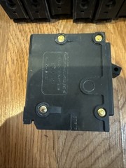 (Lot Of 13) Eaton/Cutler-Hammer BR120 C120 20 Amp Circuit Breakers