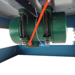 31.5 in Electric Cement Screed Concrete Vibrating Table w Thickened Steel Frame