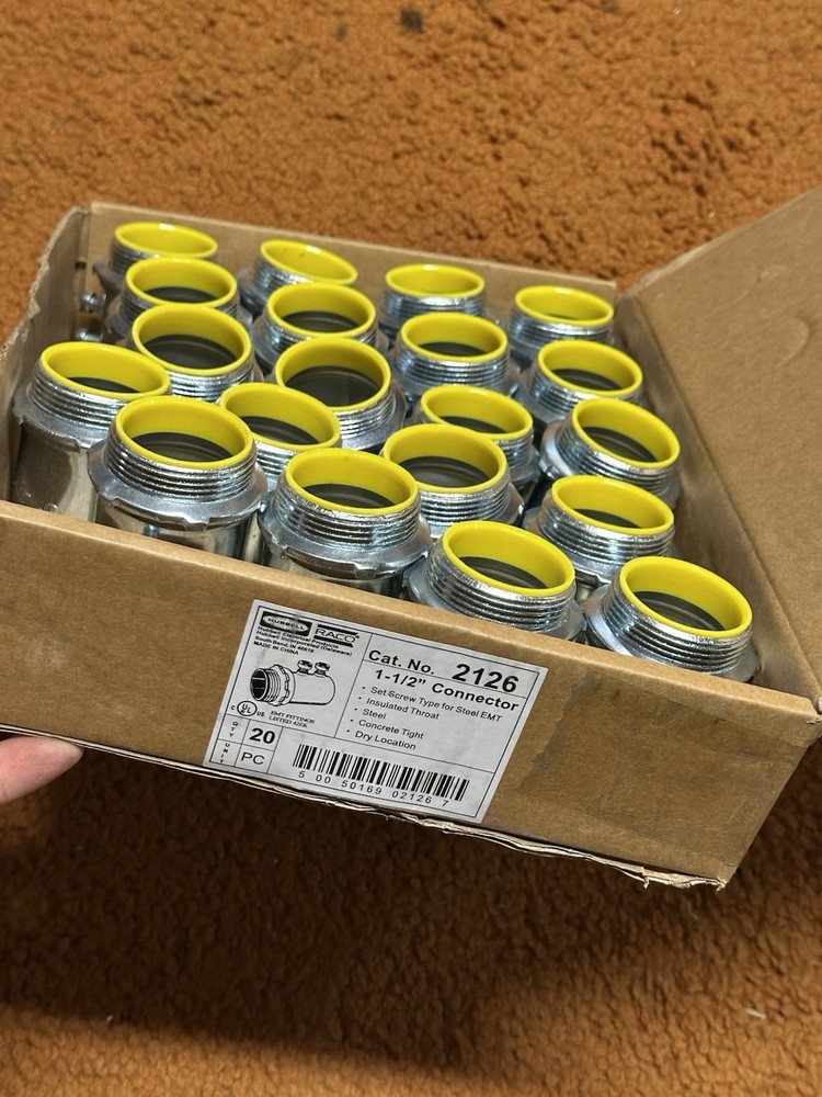 NEW HUBBELL RACO 2126 1 1/2″ CONNECTOR INSULATED THROAT Box of 20 NOS NIB S7