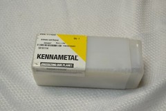 New Kennametal DWG1771533R03 8.500 Cartridge Tool Holder 118079273D9CV 4″ OAL