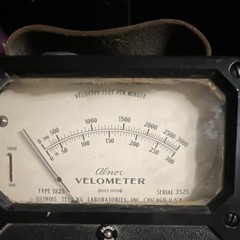 Alnor Vane Anemometer Velometer Type 1825 0-3000 ft/min w/ Case