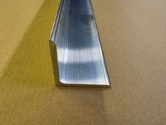 1/4″ x 4″ x 4″ Aluminum Angle x 18″ Long, 6061 Aluminum