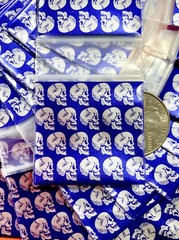 BaggiesSince1987 – 1515 Design Zip Bags 100 PCS SKULL in GOLD 1.5″, READ DETAILS