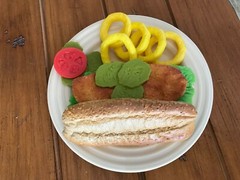 REALISTIC FAKE REPLICA PLAY FOOD PROP ● MTC RUBBER CHICKEN SANDWICH ONION RINGS