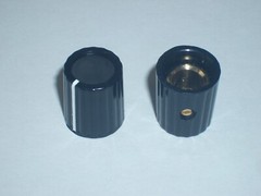 CED P-K398 0.495″ NEVE / MARCONI STYLE RADIO DIAL KNOB BLACK 1/4″ SHAFT 2PC SET