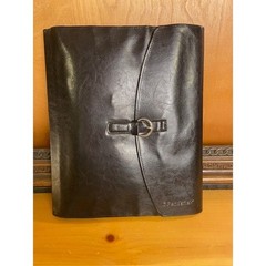 Pendaflex Portfolio Organizer Professional Black Faux Leather Buckle Magnetic
