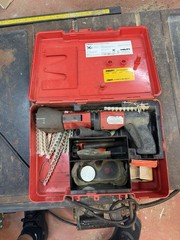 Hilti DX 600N Powder Actuated Fastening Tool With Case & Accessories NO DRILLING