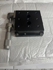 NEWPORT 423 SERIES LINEAR STAGE ( SM-25 Micrometers)