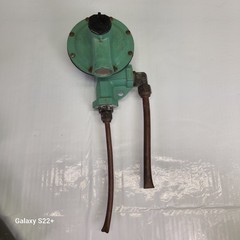 Fisher Controls Pressure Regulator R-352/22 10PSI Inlet Used Working Condition